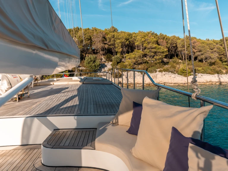 Pronájem Plachetnice  s licencí