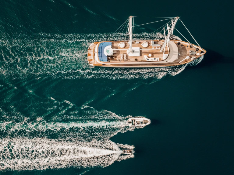  Motoryacht Maxita jednotlivci a charterové společnosti v Split