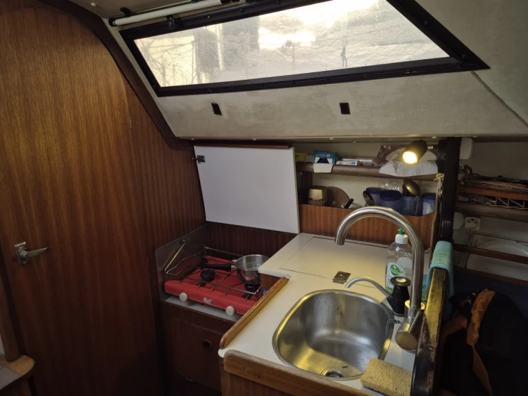 Pronájem Plachetnice Jeanneau s licencí