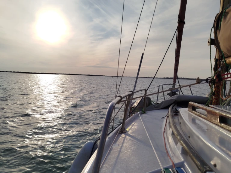 Pronájem Plachetnice v Port-Saint-Louis-du-Rhône -Edel Edel 4