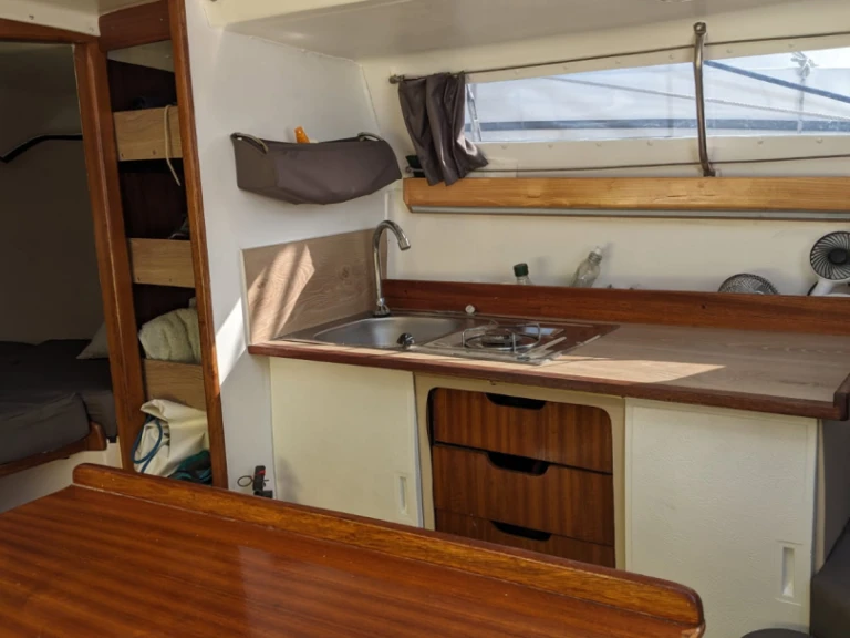 Pronájem lodi Edel Edel 4 v Port-Saint-Louis-du-Rhône na Samboatu