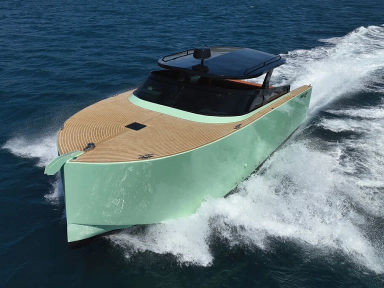 Pronájem lodi Felix 37 v Split na Samboatu