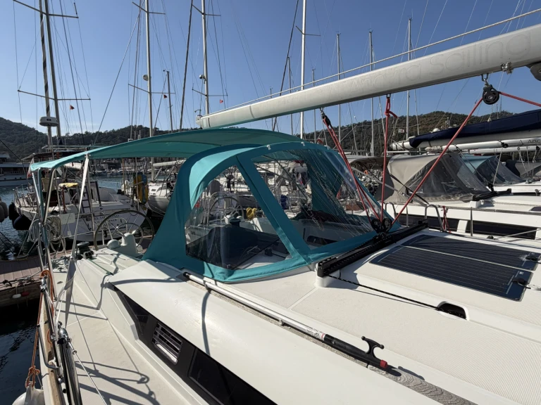 Pronájem Plachetnice v Fethiye -Jeanneau Sun Odyssey 439 Toya