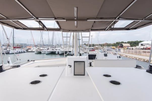 Pronájem lodi Bali Bali 5.4 v Anse Marcel na Samboatu