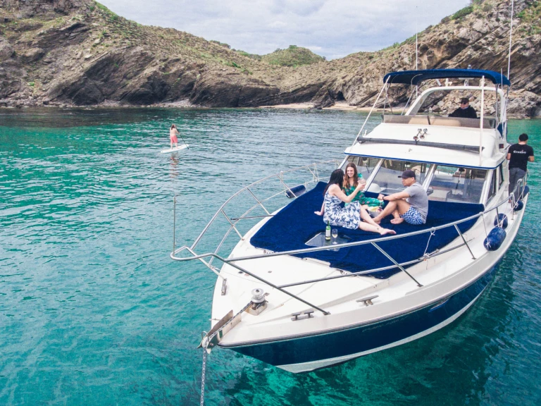 Pronájem Motorová loď v Cala en Bosch -Fairline Phantom 42