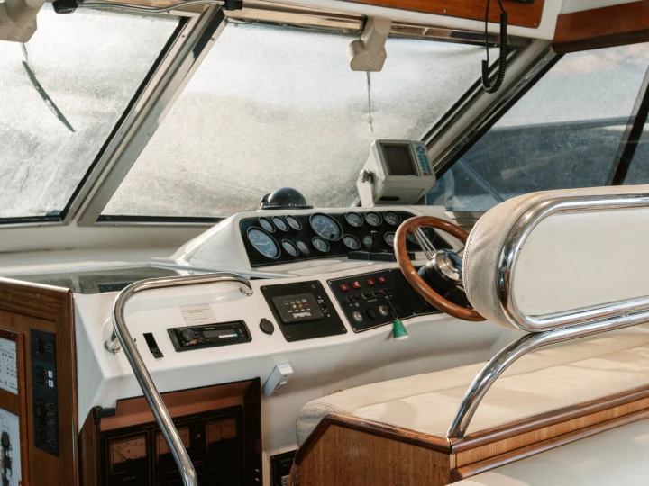 Pronájem lodi Fairline Phantom 42 v Cala en Bosch na Samboatu