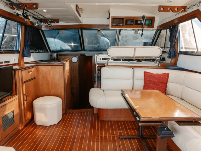 Pronajmout Motorová loď se skipperem či ne Fairline v Cala en Bosch