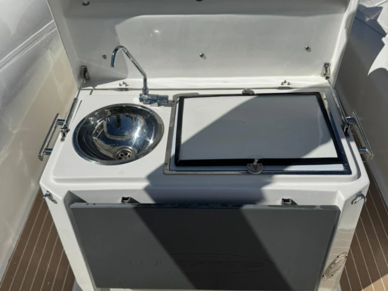 Pronájem lodi Almar 911s v Catania na Samboatu