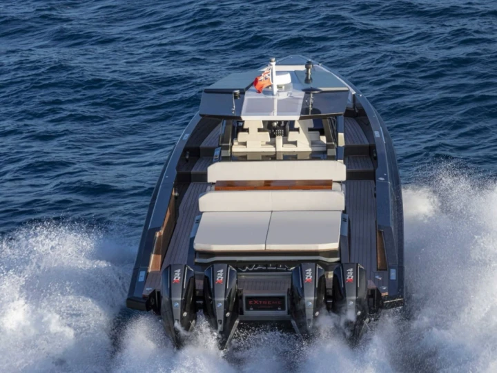 Pronájem lodi WALLY YACHTS tender v Marina di Stabia na Samboatu