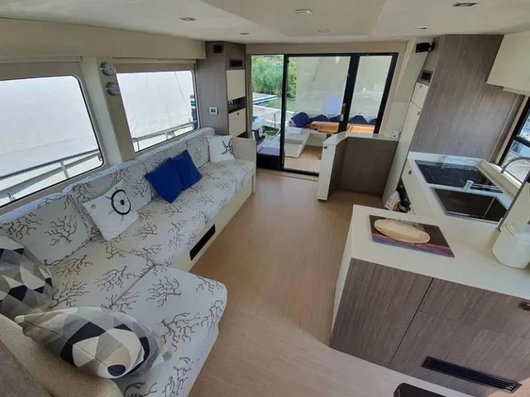 Pronájem jachty v Cannigione -Cranchi Cranchi Eco Trawler 53 LD na Samboatu