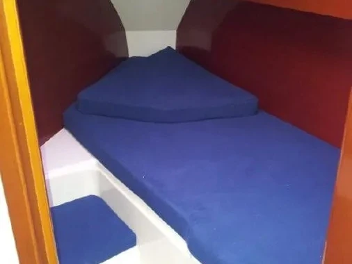 Pronajmout Plachetnice se skipperem či ne Hanse v Port Grimaud