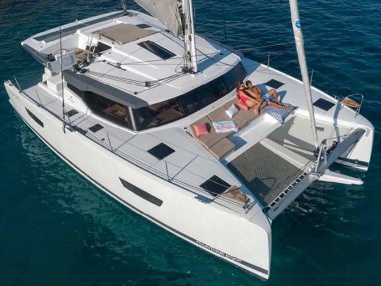 Pronájem Katamarán v Cogolin -Fountaine Pajot Astrea 42