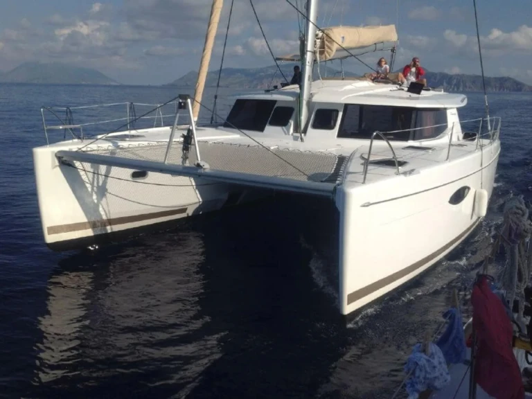 Pronájem jachty v Cogolin -Fountaine Pajot Helia 44 na Samboatu