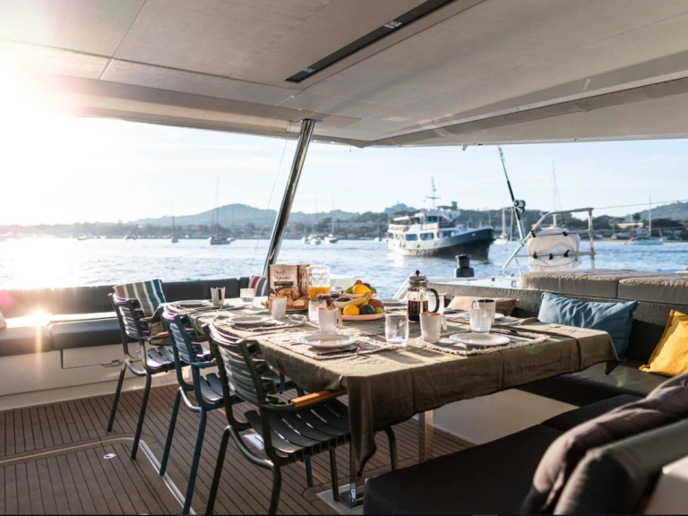 Pronájem lodi Fountaine Pajot Samana 59 v Cogolin na Samboatu