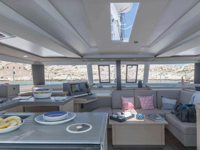 Pronájem Katamarán v Cogolin -Fountaine Pajot Astrea 42