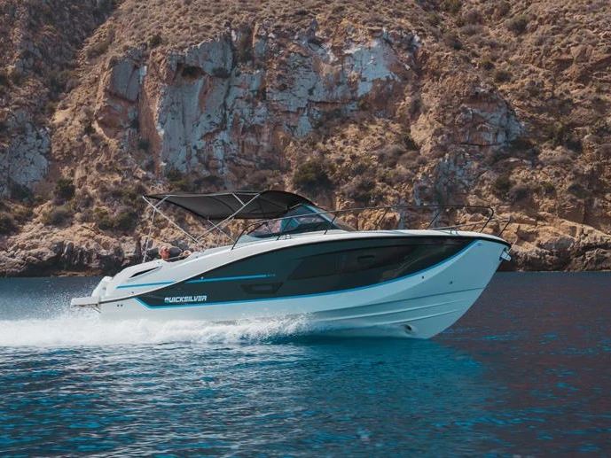 Pronájem lodi Quicksilver Activ 875 Sundeck v Grebaštica na Samboatu