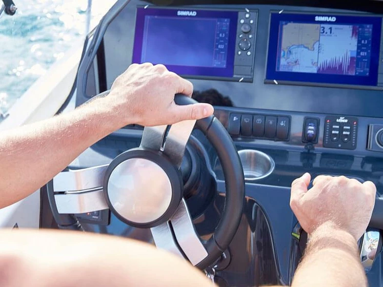 Pronajmout Motorová loď se skipperem či ne Quicksilver v Grebaštica