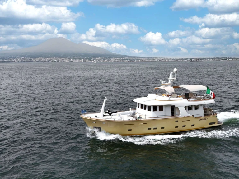 Pronájem Jachta Terranova Yachts s licencí