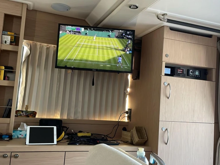 Pronájem lodi Golfe-Juan lákavé ceny Swift Trawler 41 Fly