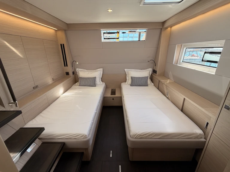 Lagoon Lagoon 60 jednotlivci a charterové společnosti v Cugnana Verde