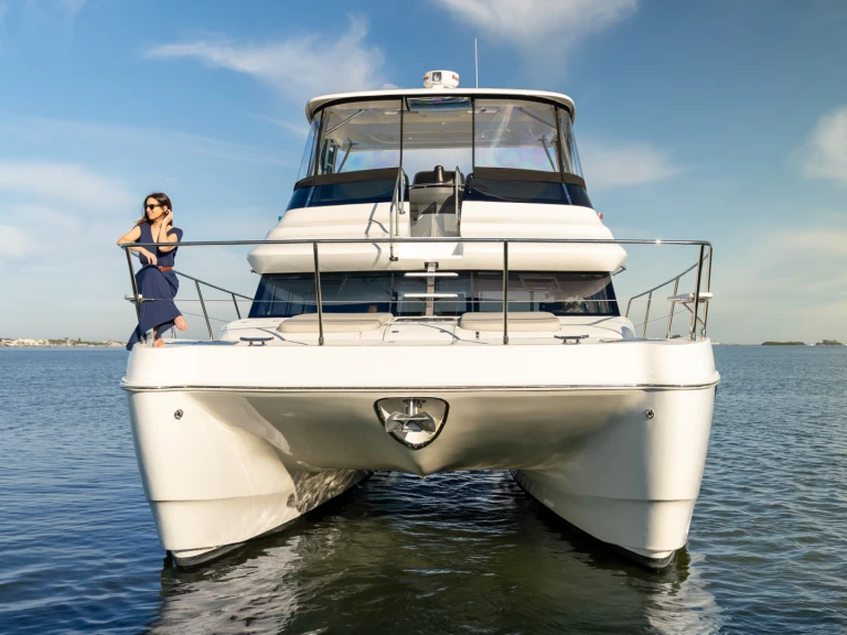 Pronájem lodi Cagliari lákavé ceny Aquila 42