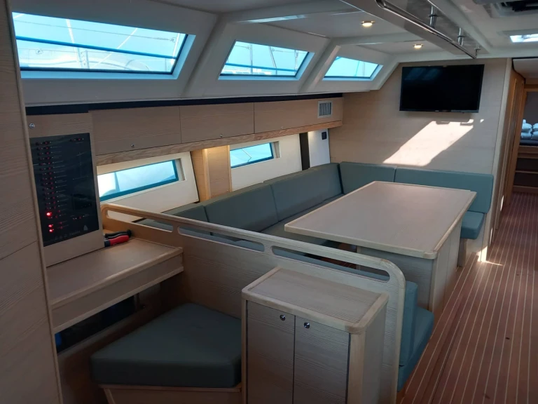 Pronájem Plachetnice D&D Yacht s licencí