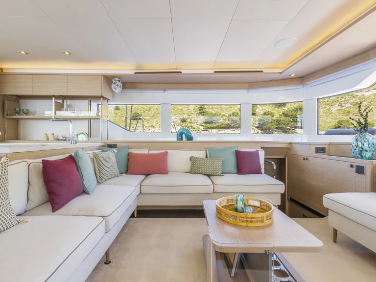 Katamarán k pronájmu v Capo d'Orlando za nejlepší cenu