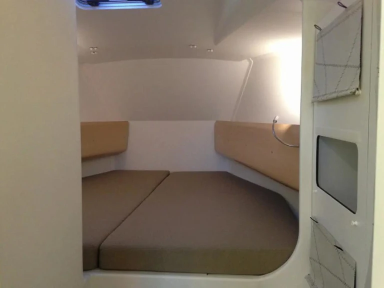 Pronajmout si Pogo Structures Pogo 36 v La Rochelle