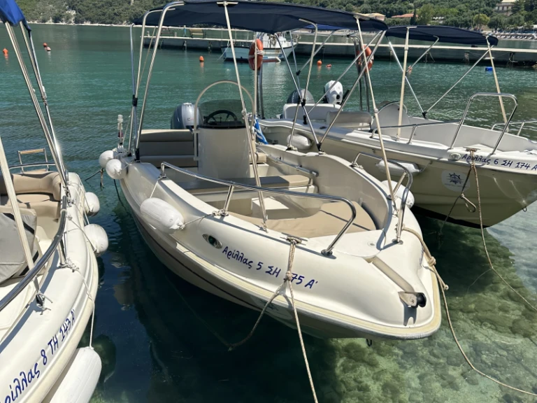 Pronájem lodi Nireus Nireus 465 v Aríllas na Samboatu