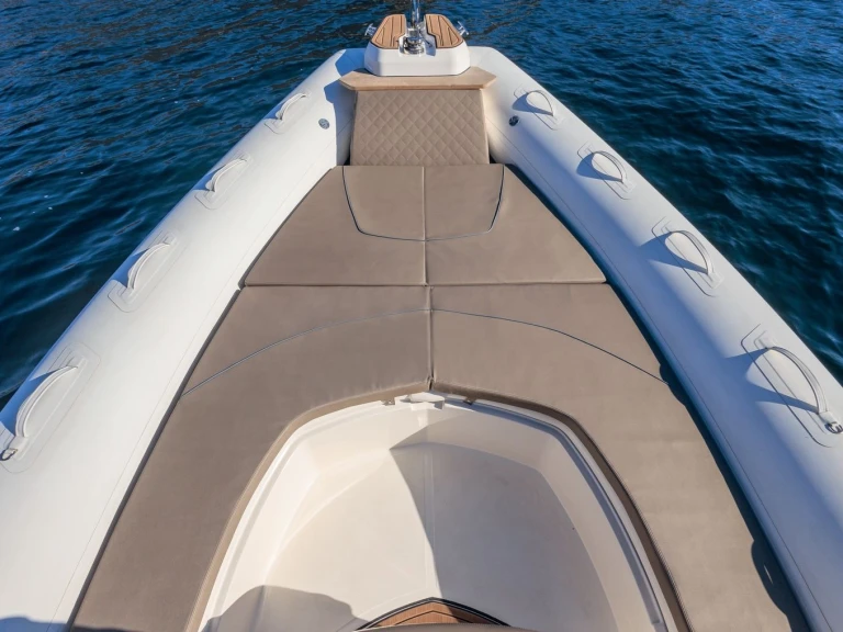 Pronájem lodi Ajaccio lákavé ceny 308