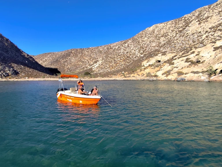 Pronájem lodi Poseidon Blu Water 170cc v Káto Goúves na Samboatu