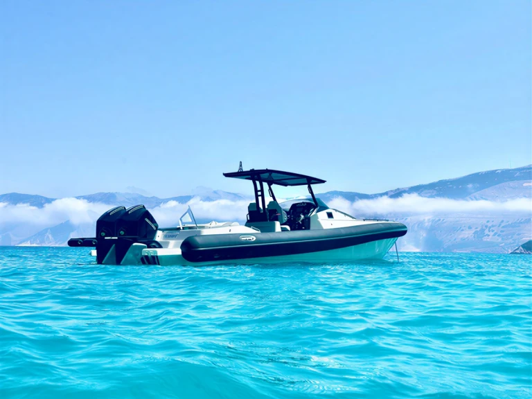 Pronájem lodi Chárakas lákavé ceny Cabin 36