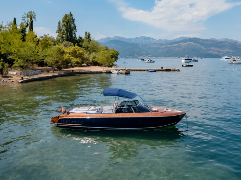 Pronájem lodi  Motorboat v Portonovi na Samboatu
