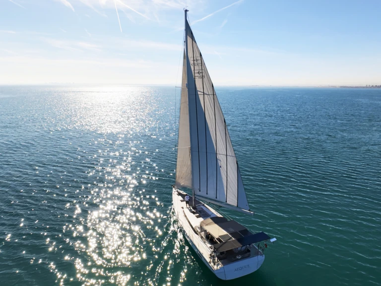 Bavaria Bavaria C57 jednotlivci a charterové společnosti v Olbia