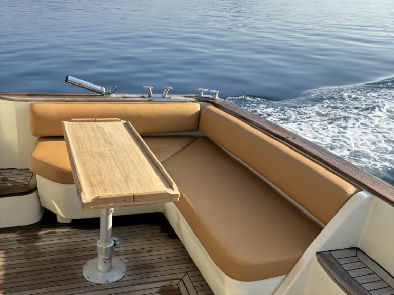 Pronajmout si ACM Dynastie  v Porquerolles