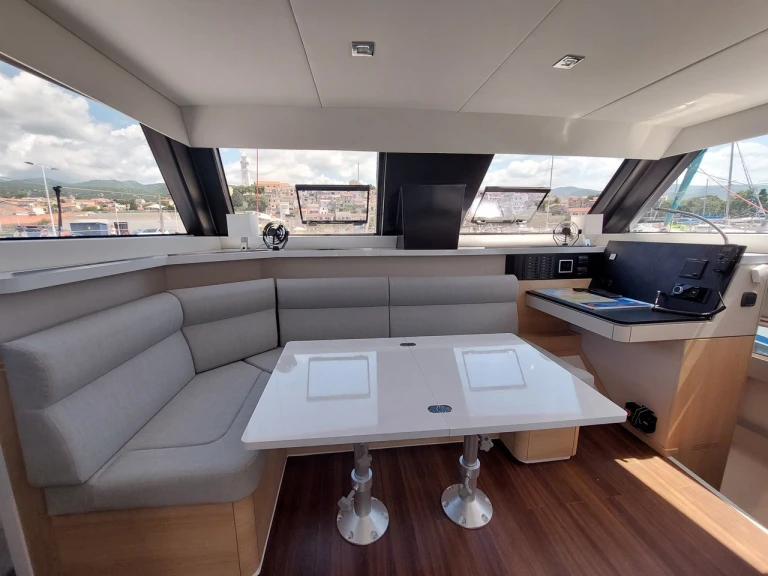 Pronájem lodi Aventura aventura 34 v Biograd Na Moru na Samboatu