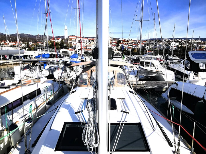 Pronajmout si Elan Impression 45 v Biograd Na Moru