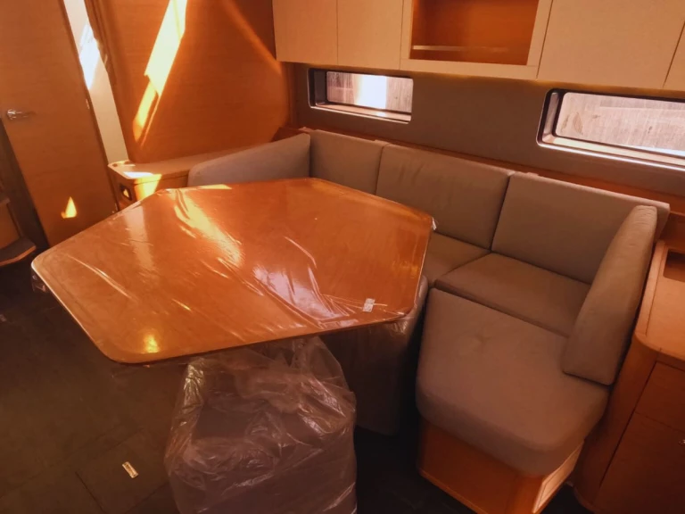 Pronájem jachty v Palermo -Dufour Dufour 44 na Samboatu