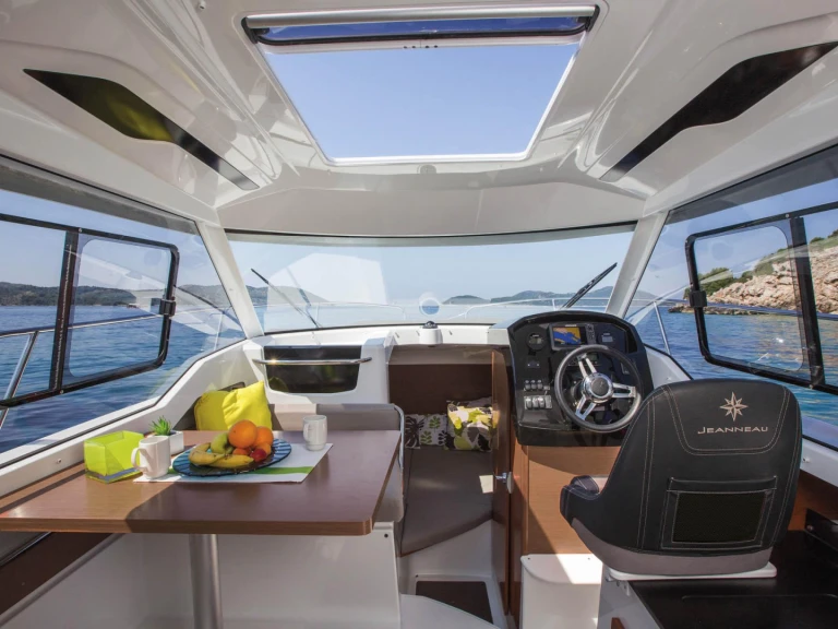 Pronájem Motorová loď v Trogir -Jeanneau Merry Fisher 795