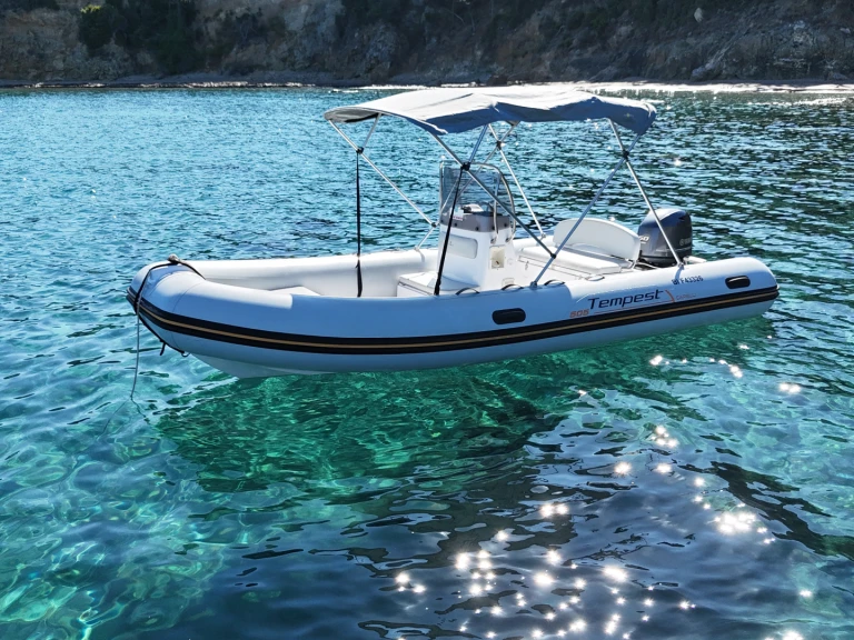 Pronájem lodi Galéria lákavé ceny Tempest 505 Easy