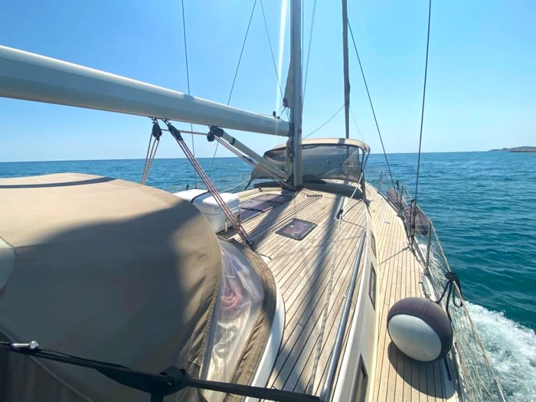Pronajmout si Bavaria Bavaria 45 Cruiser v Sitges