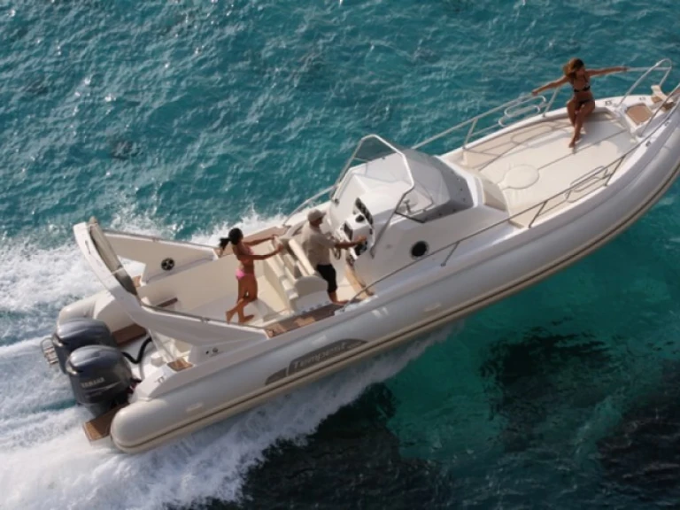 Pronájem Polotuhá loď v Trapani -Capelli Tempest 1000 WA