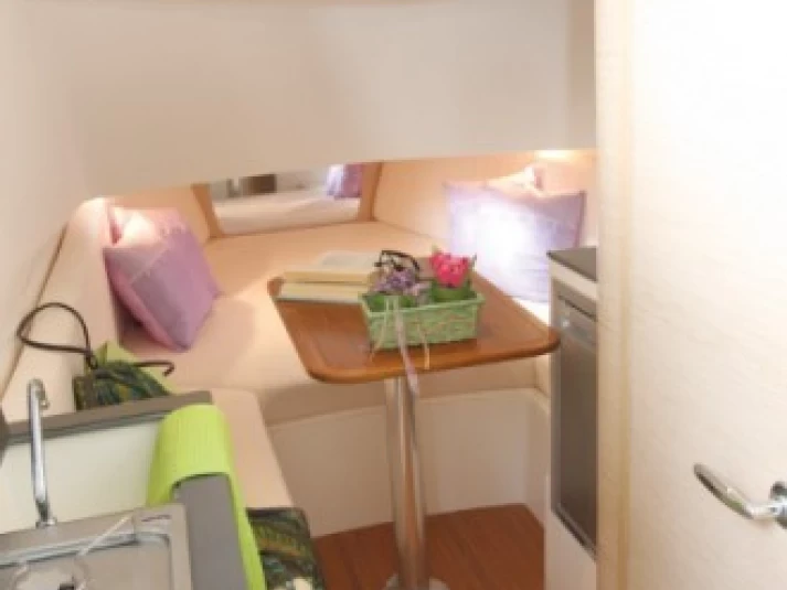 Pronajmout Polotuhá loď se skipperem či ne Capelli v Trapani