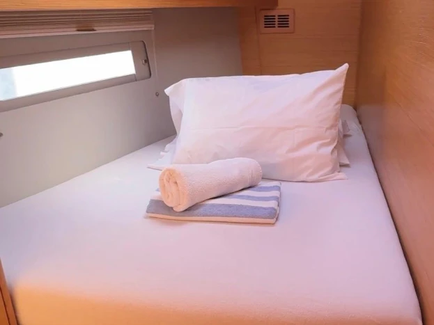 Pronájem lodi Dufour Dufour 520 Grand Large v La Seyne-sur-Mer na Samboatu