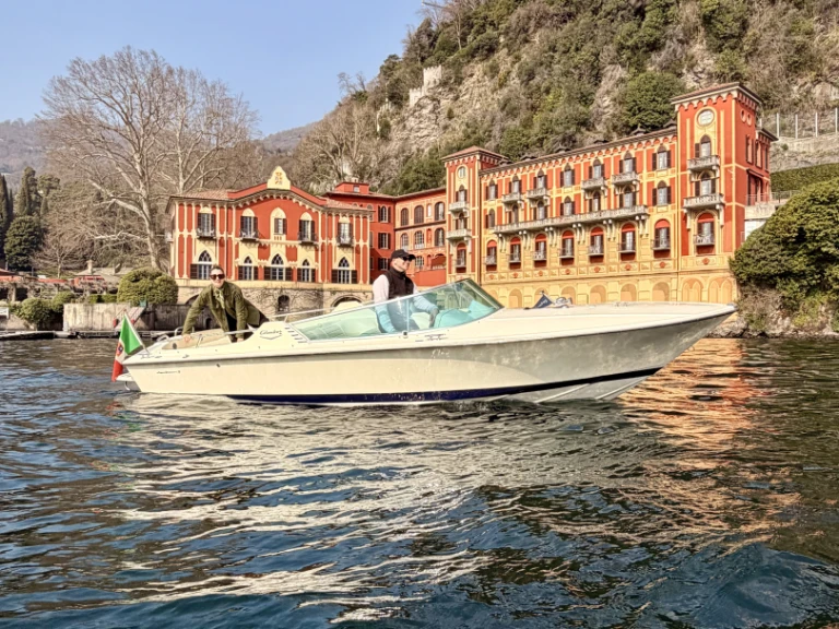 Pronajmout si Colombo super indios 21 v Como (City)