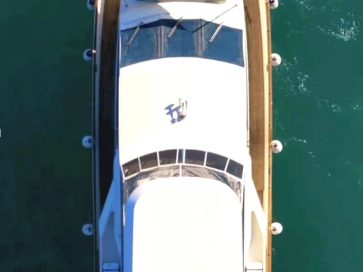 Pronajmout si Versilcraft Falcon80 v Amalfi Coast