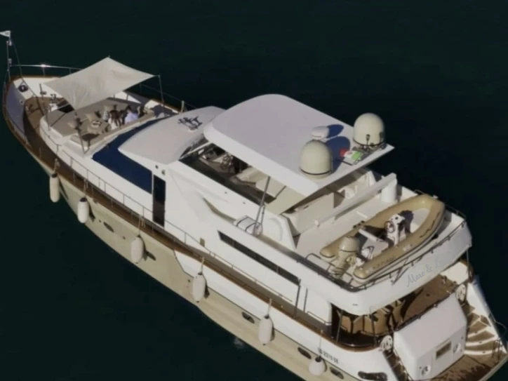 Pronájem lodi Amalfi Coast lákavé ceny Falcon80