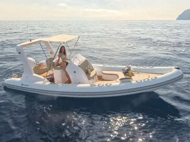 Pronájem Polotuhá loď v Rapallo -Antares Giglio 65