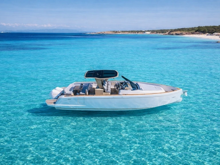 Pardo Yachts Pardo 38 jednotlivci a charterové společnosti v Ibiza Town