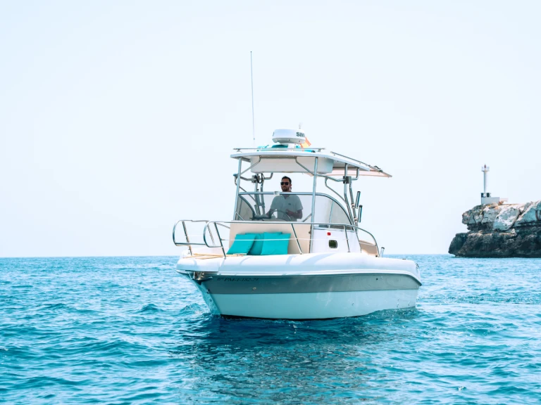 Capelli Cap 23 WA jednotlivci a charterové společnosti v Marina De Cala D'Or